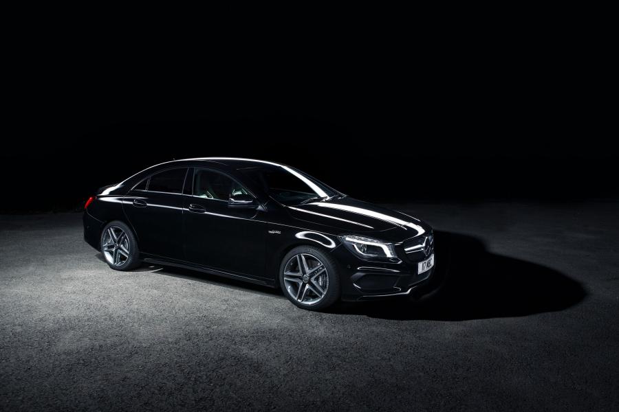 Mercedes-Benz CLA45 AMG 2013 года  (UK) (фото 26 из 30)